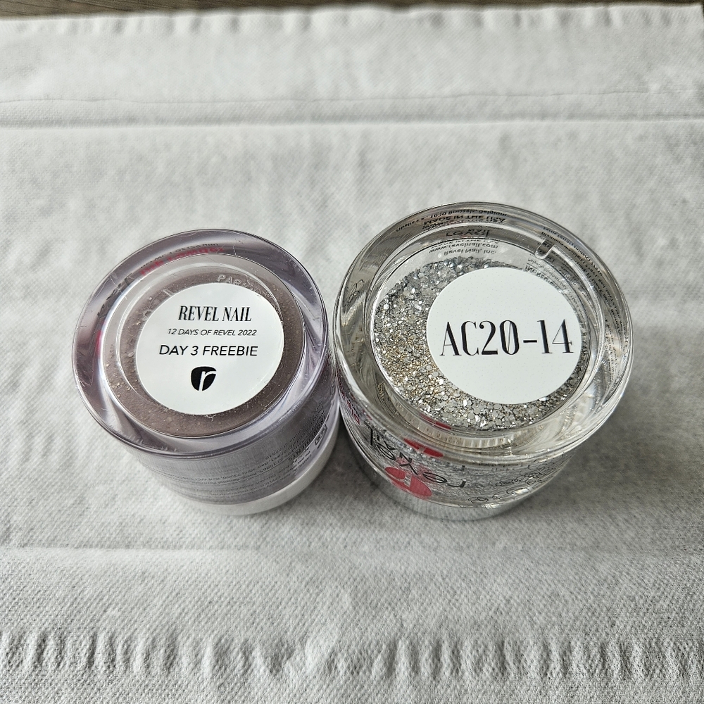 Revel Nails Dip Powder - Picture 2 of 4